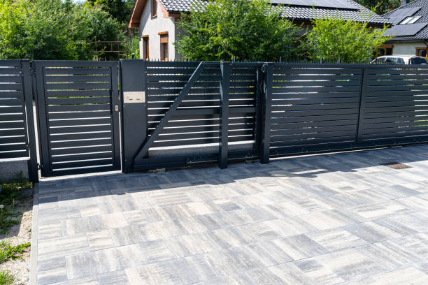 Best Local Driveway Pavers  in Center, TX