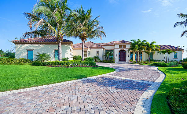 Best Professional Driveway Pavers  in Center, TX